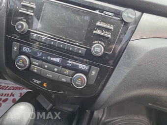2016 Nissan Rogue SV - miniatura 20