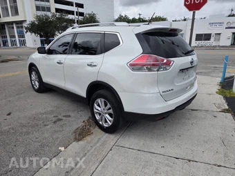 2016 Nissan Rogue SV - miniatura 5