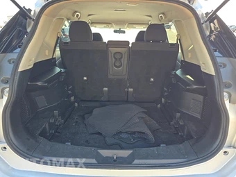 2016 Nissan Rogue SV – miniatura 16
