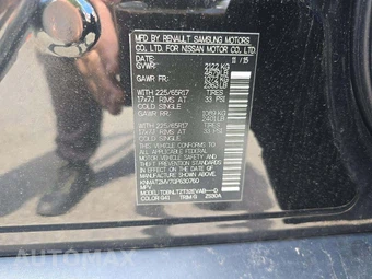 2016 Nissan Rogue SV – miniatura 5