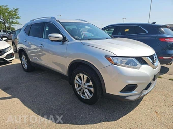 2016 Nissan Rogue SV – miniatura 4