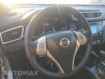 2016 Nissan Rogue SV - miniatura 10