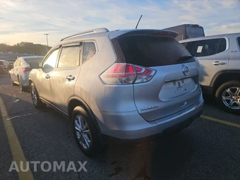 2016 Nissan Rogue SV - miniatura 6