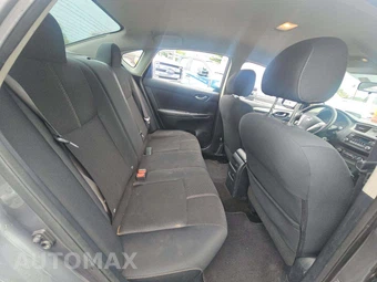 2016 Nissan Sentra S – miniatura 16