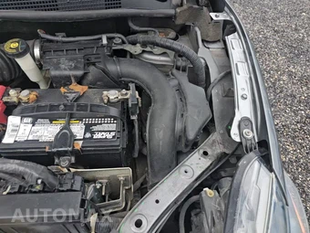 2016 Nissan Sentra S – miniatura 25