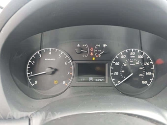 2016 Nissan Sentra S – miniatura 9