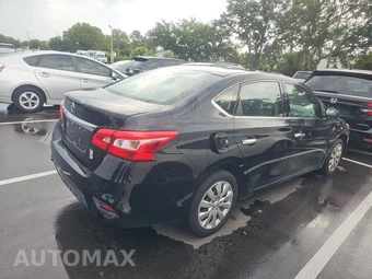 2016 Nissan Sentra S – miniatura 4