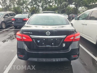 2016 Nissan Sentra S – miniatura 5