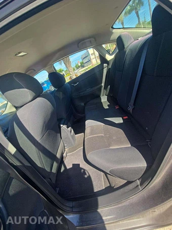 2016 Nissan Sentra S - miniatura 13