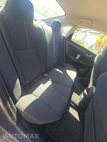 2016 Nissan Sentra S - miniatura 15