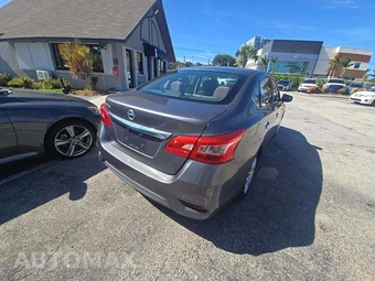 2016 Nissan Sentra S - miniatura 3
