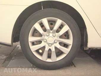 2016 Nissan Sentra S – miniatura 10