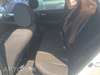 2016 Nissan Sentra S – miniatura 17