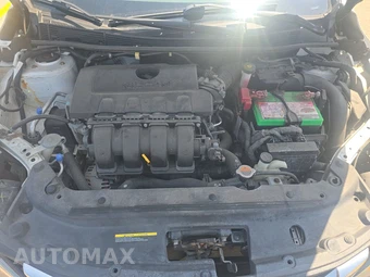 2016 Nissan Sentra S – miniatura 20