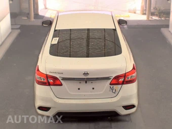 2016 Nissan Sentra S – miniatura 6