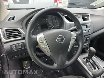 2016 Nissan Sentra S – miniatura 10
