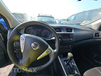 2016 Nissan Sentra S – miniatura 11