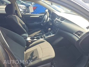 2016 Nissan Sentra S – miniatura 8