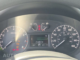 2016 Nissan Sentra S – miniatura 12