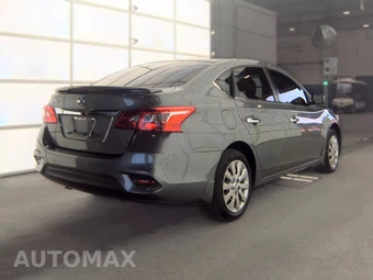 2016 Nissan Sentra S – miniatura 4