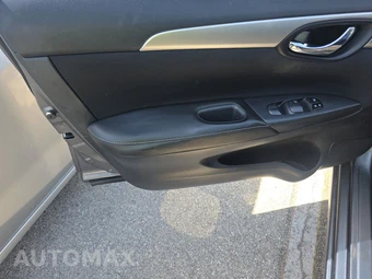 2016 Nissan Sentra S – miniatura 9
