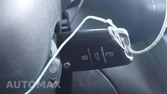 2016 Nissan Sentra S – miniatura 19