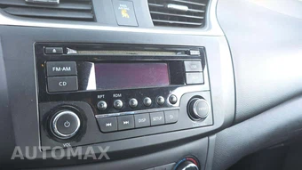 2016 Nissan Sentra S – miniatura 27