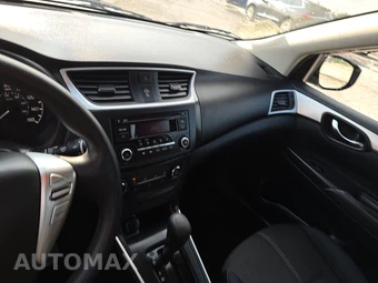 2016 Nissan Sentra S - miniatura 17