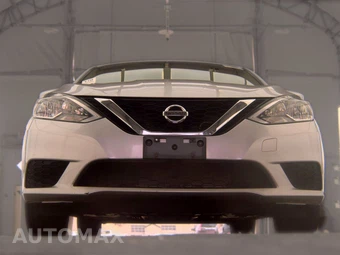2016 Nissan Sentra S - miniatura 3