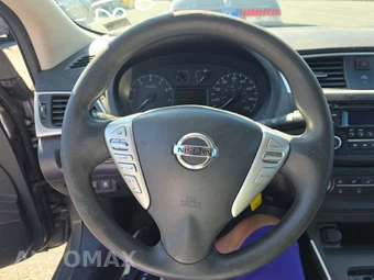 2016 Nissan Sentra S - miniatura 10