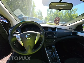 2016 Nissan Sentra S – miniatura 11
