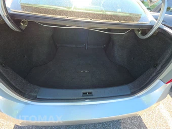 2016 Nissan Sentra S – miniatura 16