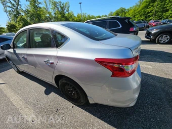 2016 Nissan Sentra S – miniatura 6