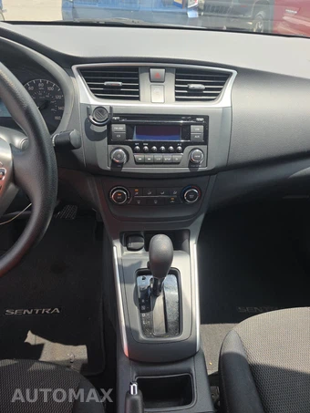 2016 Nissan Sentra S - miniatura 17
