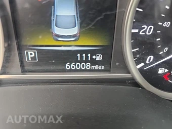 2016 Nissan Sentra SR – miniatura 15
