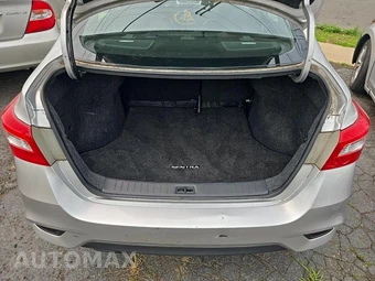 2016 Nissan Sentra SR – miniatura 19