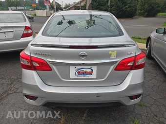 2016 Nissan Sentra SR – miniatura 5