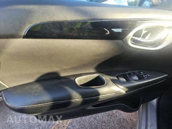 2016 Nissan Sentra SV - miniatura 9
