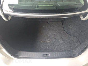 2016 Nissan Sentra SV – miniatura 16