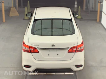 2016 Nissan Sentra SV – miniatura 5