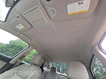 2016 Nissan Sentra SV – miniatura 11