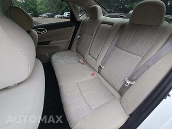 2016 Nissan Sentra SV – miniatura 13