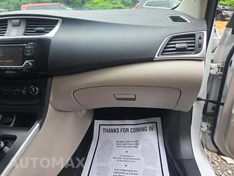 2016 Nissan Sentra SV – miniatura 19