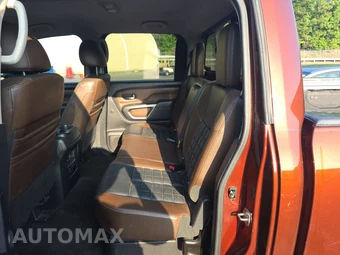 2016 Nissan TITAN XD Platinum Reserve Crew Cab Medium Bed - miniatura 13