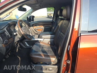 2016 Nissan TITAN XD Platinum Reserve Crew Cab Medium Bed - miniatura 7