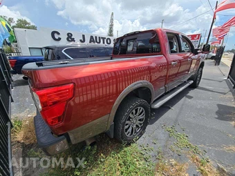 2016 Nissan TITAN XD Platinum Reserve Crew Cab Medium Bed - miniatura 3