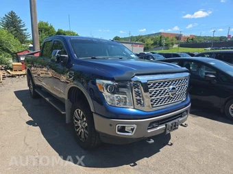 2016 Nissan TITAN XD Platinum Reserve Crew Cab Medium Bed - miniatura 3