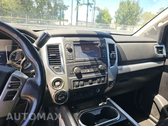 2016 Nissan TITAN XD PRO-4X Crew Cab Medium Bed - miniatura 11