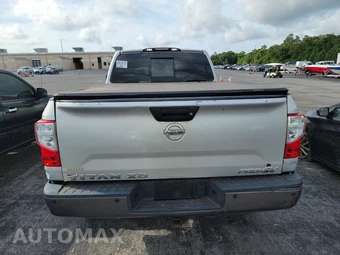 2016 Nissan TITAN XD PRO-4X Crew Cab Medium Bed - miniatura 5