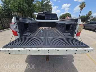 2016 Nissan TITAN XD PRO-4X Crew Cab Medium Bed – miniatura 14